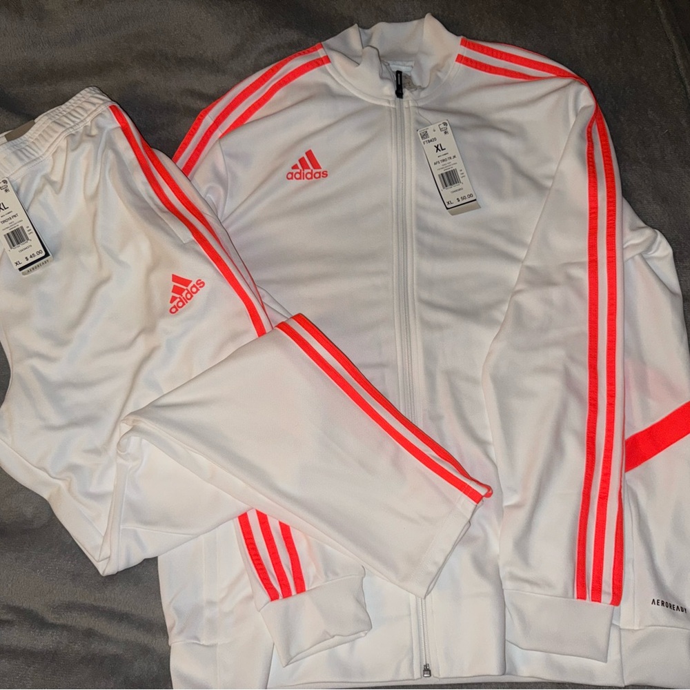 Men 2pc Adidas Jogging Suit